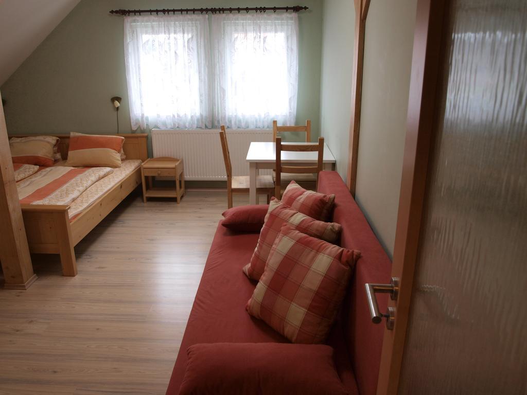 Apartments Viktoria Klinovec Kovarska Luaran gambar