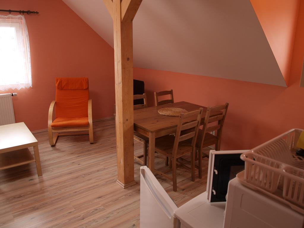 Apartments Viktoria Klinovec Kovarska Luaran gambar