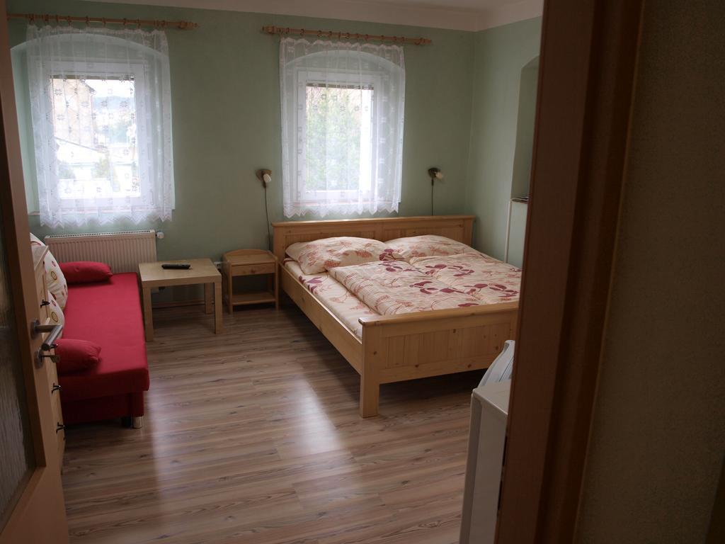 Apartments Viktoria Klinovec Kovarska Luaran gambar